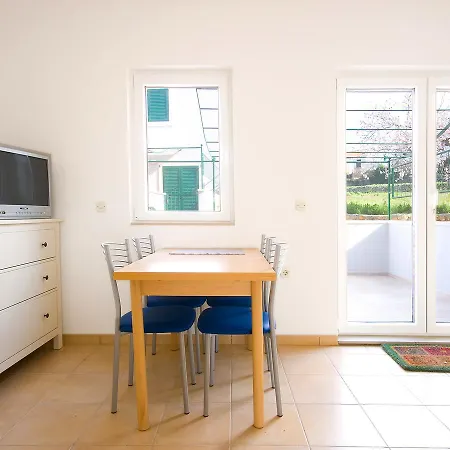 Kala Mendula.8 Apartmán Sutivan